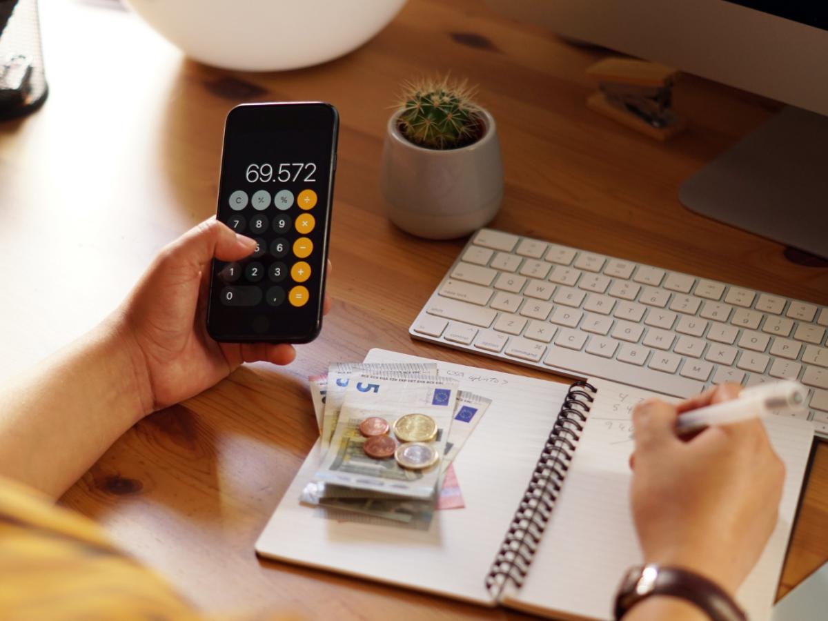 Finding March Salary Info: Why Web Context Matters